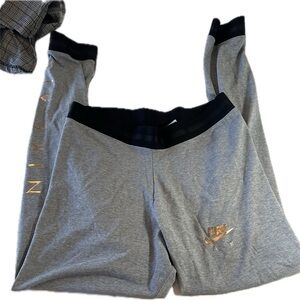 Nike gray leggings with black waistband and ankle cuff, size L